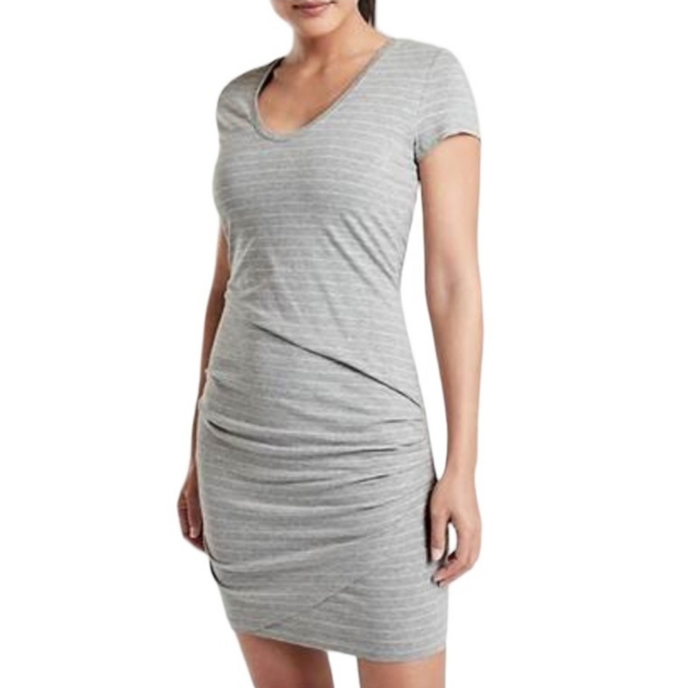 Athleta Central Light Grey Heather Stripe Dress Size Small